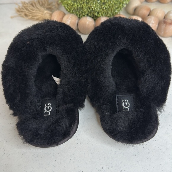 UGG SCUFFETTE II MIRROR BALL BLACK SEQUIN SLIPPERS US 5 - Picture 7 of 8